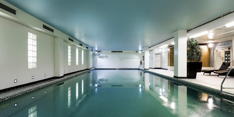 holiday inn milton keynes 3879826009 2x1 1 768x384